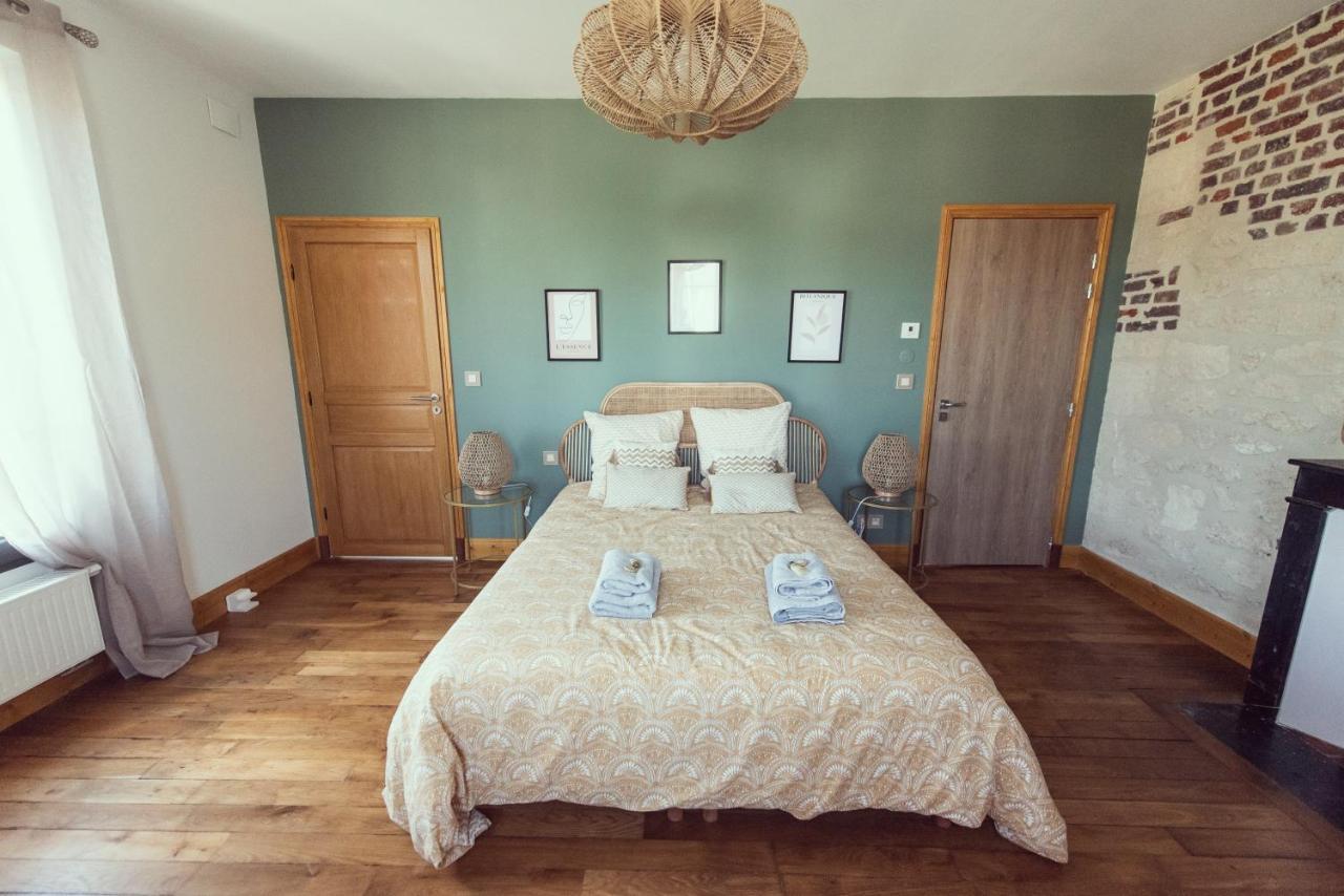 Domaine Du Lion Rouge Bed & Breakfast Coucy-le-Chateau-Auffrique