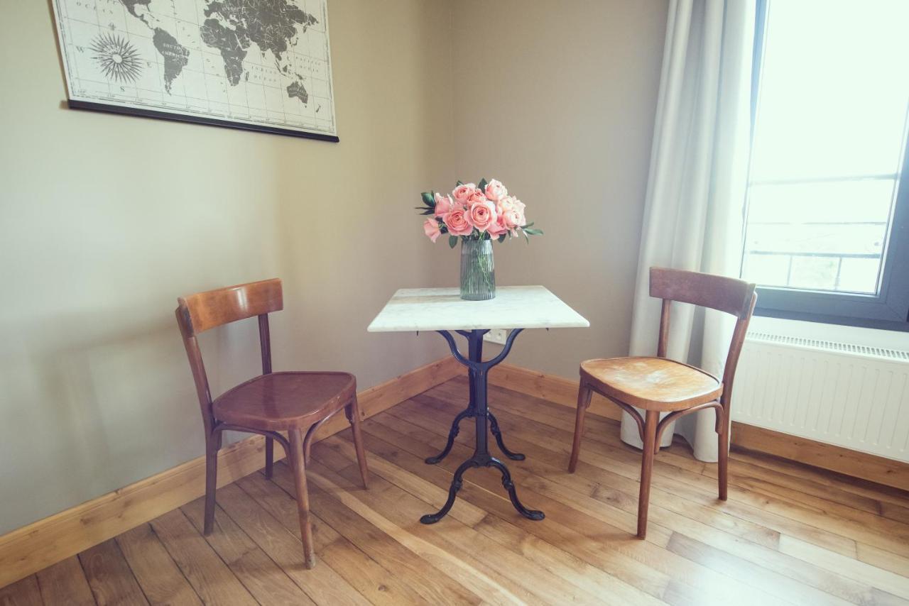 Domaine Du Lion Rouge Bed & Breakfast Coucy-le-Chateau-Auffrique