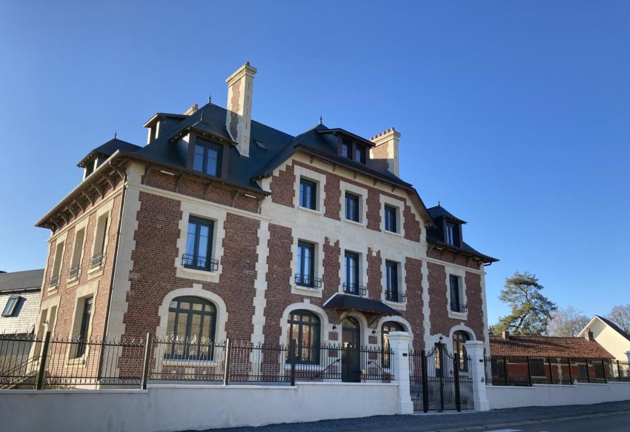 Domaine Du Lion Rouge *